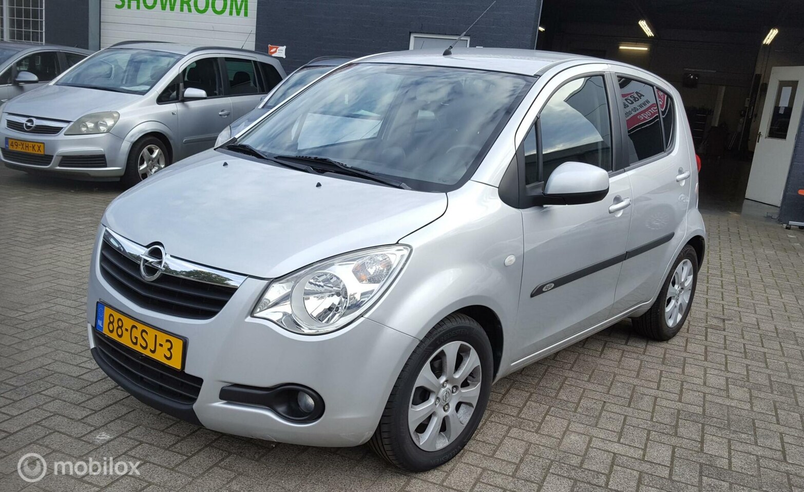 Opel Agila - 1.2 Enjoy / AUTOMAAT /APK : 29-8-2024 / 144400 KM - AutoWereld.nl