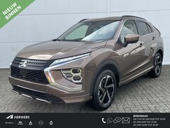 Mitsubishi Eclipse Cross - 2.4 PHEV Executive / 8 Jaar garantie / Navigatie / €3500, - korting / Parkeerhulp / Climat