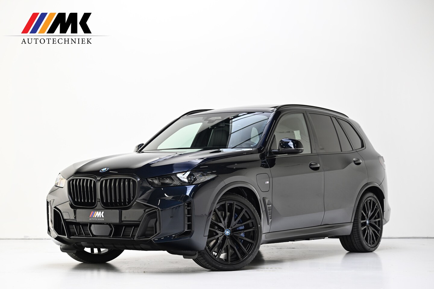 BMW X5 xDrive50e MSport Pro 490PK Massage Panorama Harman/Kardon Soft