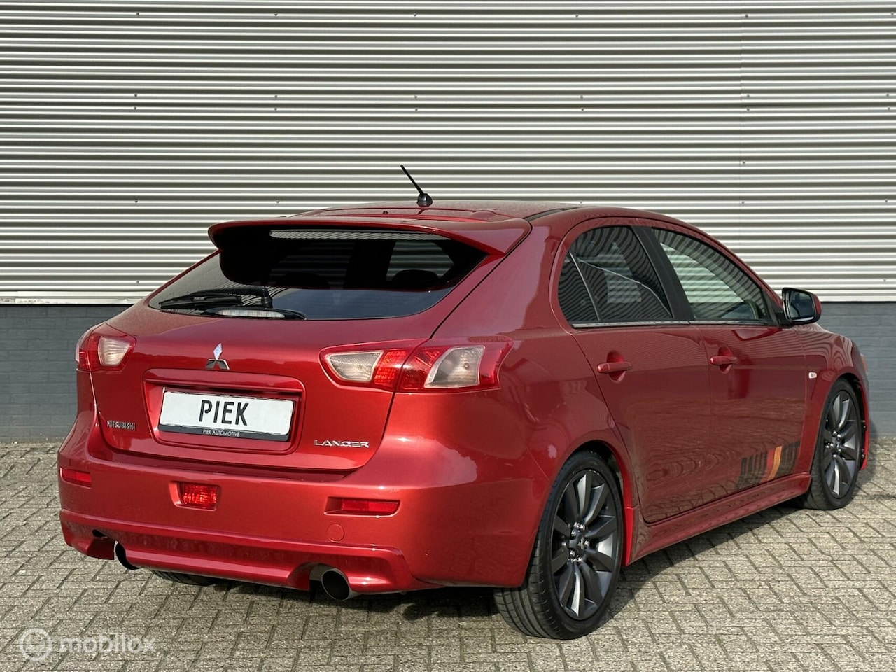 Mitsubishi Lancer Sports Sedan 2.0 Evolution GSR 2010 Benzine