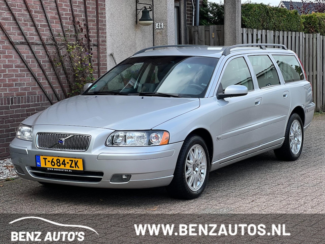 Volvo V70 - 2.4 CNG Momentum Youngtimer/Automaat/Nette - AutoWereld.nl