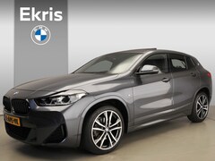 BMW X2 - sDrive18i Automaat / M-Sportpakket / HIFI / Head-up / Panoramadak / Sportstoelen / Alu wie