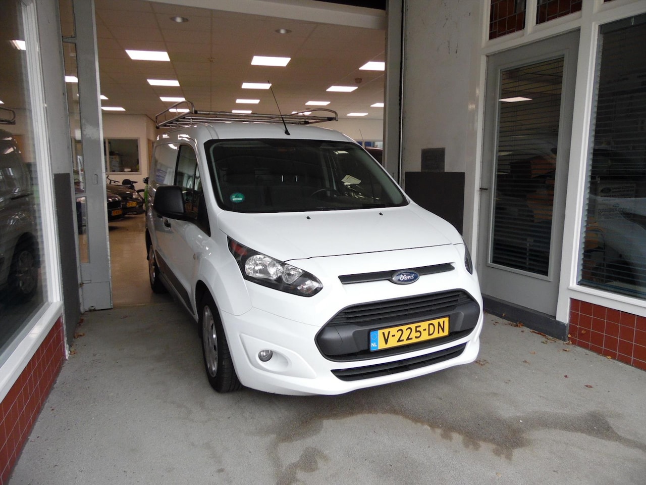 Ford Transit Connect - 1.5 TDCI 74KW - AutoWereld.nl