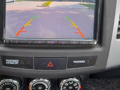Mitsubishi Outlander - 2.4 Instyle Apk tot 28-07-2024 nieuwe all weather banden nieuwe accu, Kenwood audiosysteem met navigat