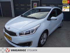 Kia Cee'd Sportswagon - 1.6 GDI ComfortPlusLine Navigator, trekhaak, rijklaarprijs