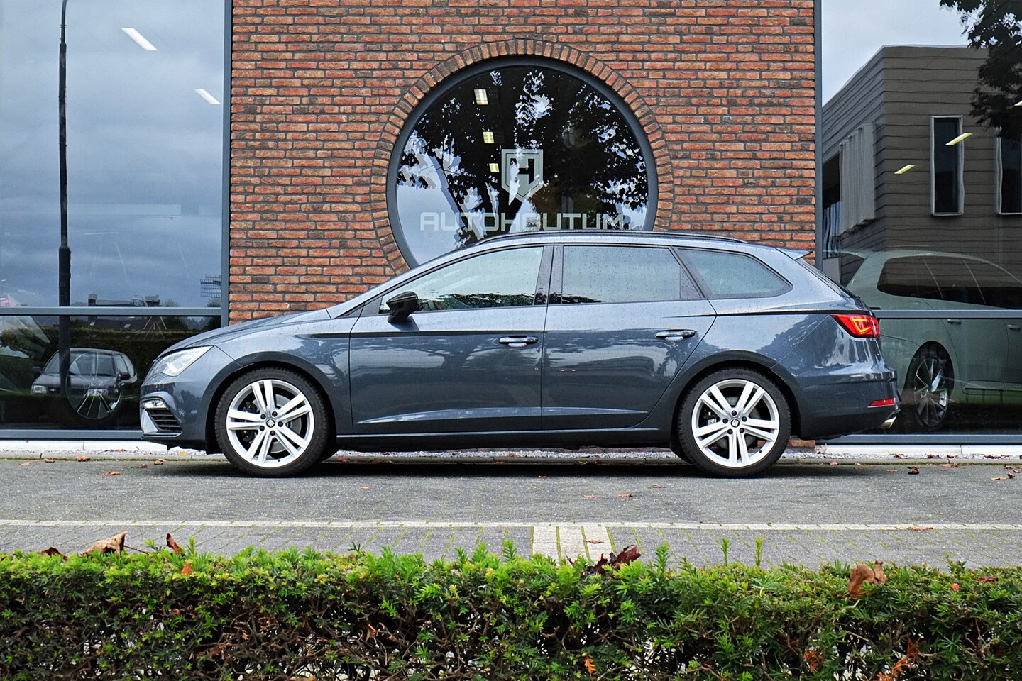 Seat Leon ST - 2.0 TSI 4DRIVE CUPRA 2.0 TSI 4DRIVE CUPRA - AutoWereld.nl