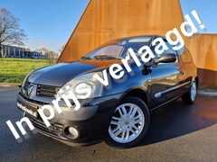Renault Clio - 1.6-16V Initiale Xenon, clima, 108PK NAP APK 1 eigenaar Wacht niet op Vakantiegeld , bel n