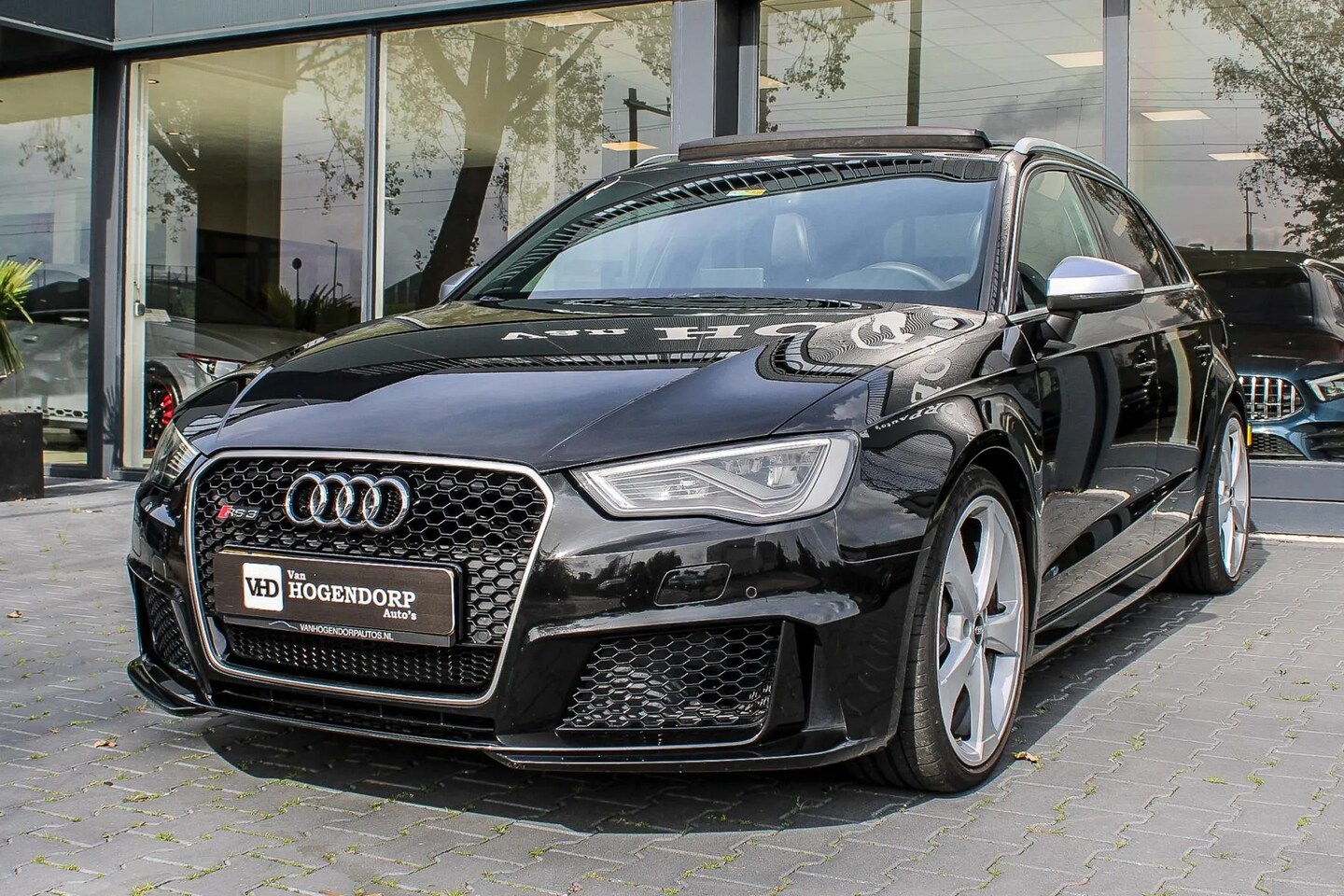 Audi RS3 - Sportback 2.5 TFSI RS3 Quattro NAVI PANO LED B&O - AutoWereld.nl