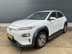 Hyundai Kona Electric - Premium 64 kWh LEER, AIRCO, 38DKM NAP ORG NL