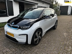 BMW i3 - IPerformance 94Ah 33 kWh, Snelladen, ACC, Warmtepomp, Navi