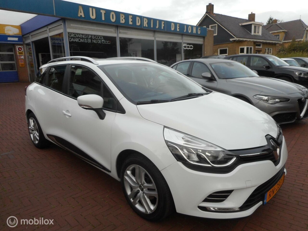 Renault Clio Estate - 0.9 TCe Zen CRUISE CONTROL+LM-16+AIRCO+NAVIGATIE - AutoWereld.nl