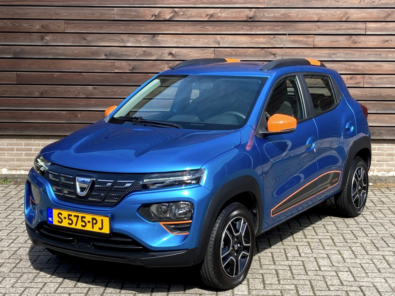 Dacia Spring - 100% Elektrisch | Navi | Automaat | Airco | € 2.000,- Subsidie - AutoWereld.nl