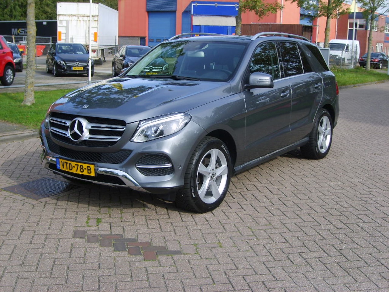 Mercedes-Benz GLE-Klasse - 350 D 4MATIC Grijs Kenteken - AutoWereld.nl