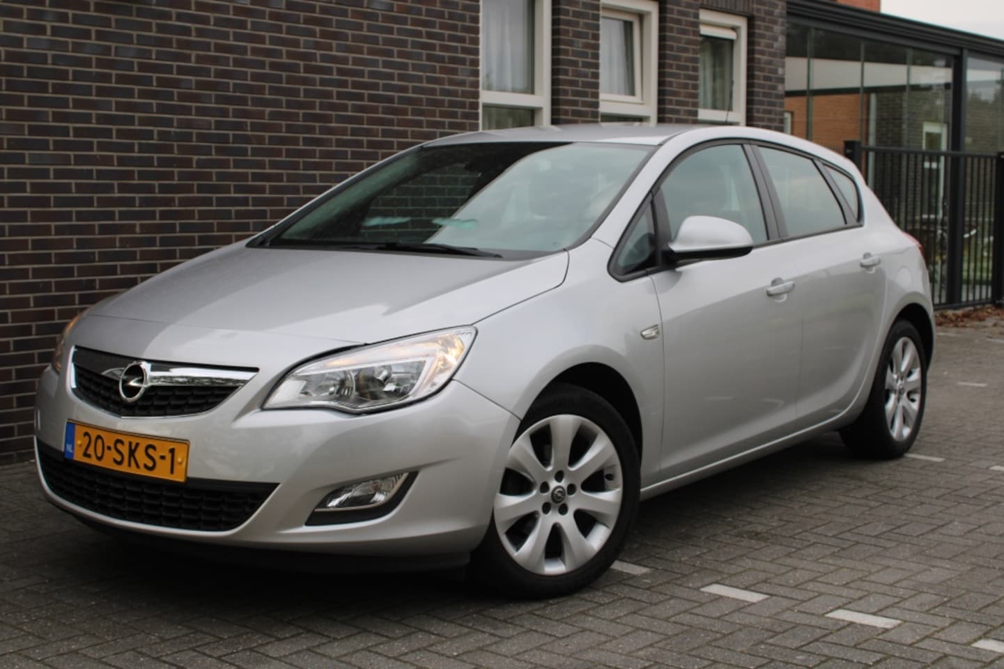 Opel Astra - 1.4 Edition-5 drs-airco-lmv-inruil mog - AutoWereld.nl