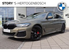 BMW 5-serie Touring - 520i High Executive M Sport Automaat / Live Cockpit Professional / Comfortstoelen / Laserl
