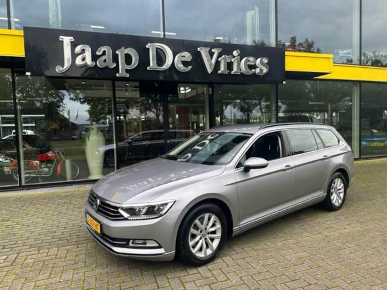 Volkswagen Passat Variant - 1.5 TSI Comfortline 1.5 TSI Comfortline - AutoWereld.nl