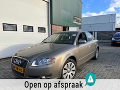 Audi A4 Limousine - 2.0 Pro Line Business NIEUWSTAAT|Airco|Trekhaak|NAP