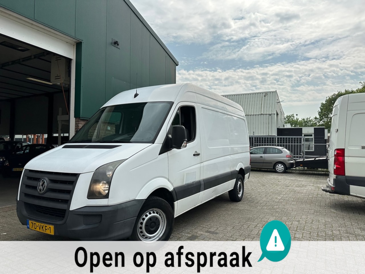 Volkswagen Crafter - 35 2.5 TDI L2H2 Airco|Cruise|Trekhaak|2800KG - AutoWereld.nl