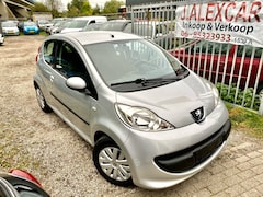 Peugeot 107 - 1.0-12V XS