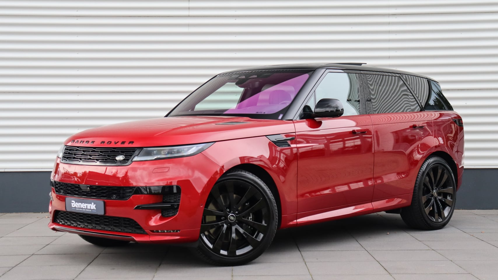 Land Rover Range Rover Sport - P530 First Edition | Massage | Rear Seat Entertainment | Panoramadak | Trekhaak - AutoWereld.nl