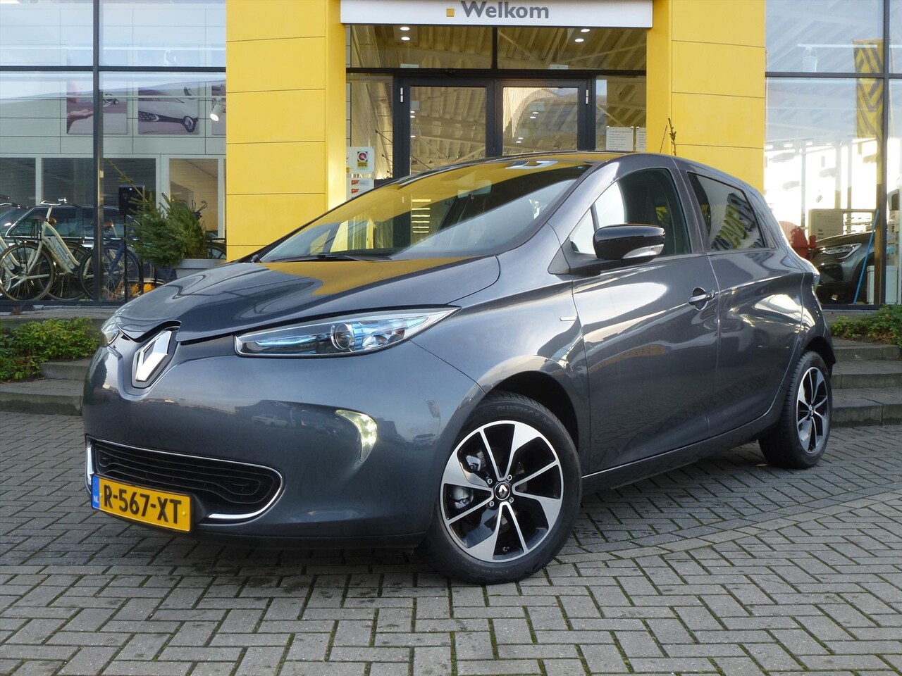 Renault Zoe - ZE40 R110 108pk (Batterijhuur) Limited / Navigatie / Camera / Stoelverwarming - AutoWereld.nl