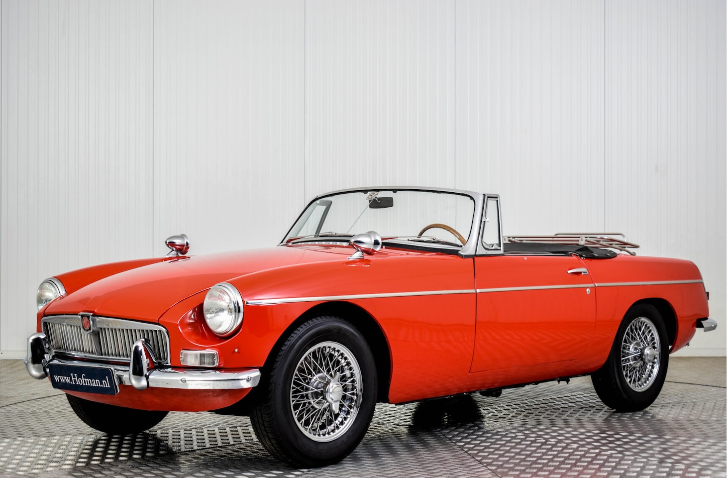 MG B type - MGB lepeldeur - AutoWereld.nl