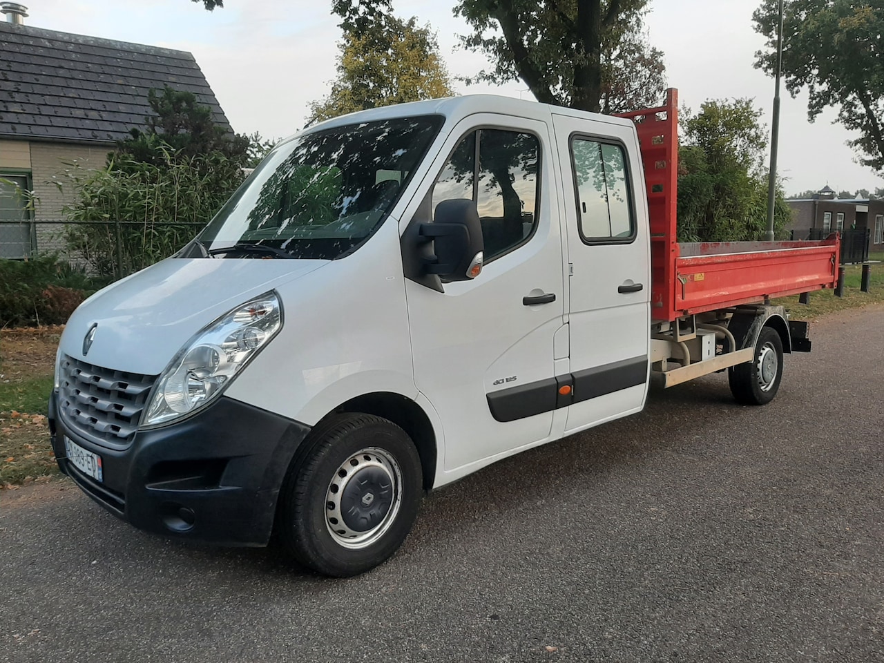 Renault Master - T35 2.3 dCi L2 Eco DC Kipper | Export/Handel - AutoWereld.nl