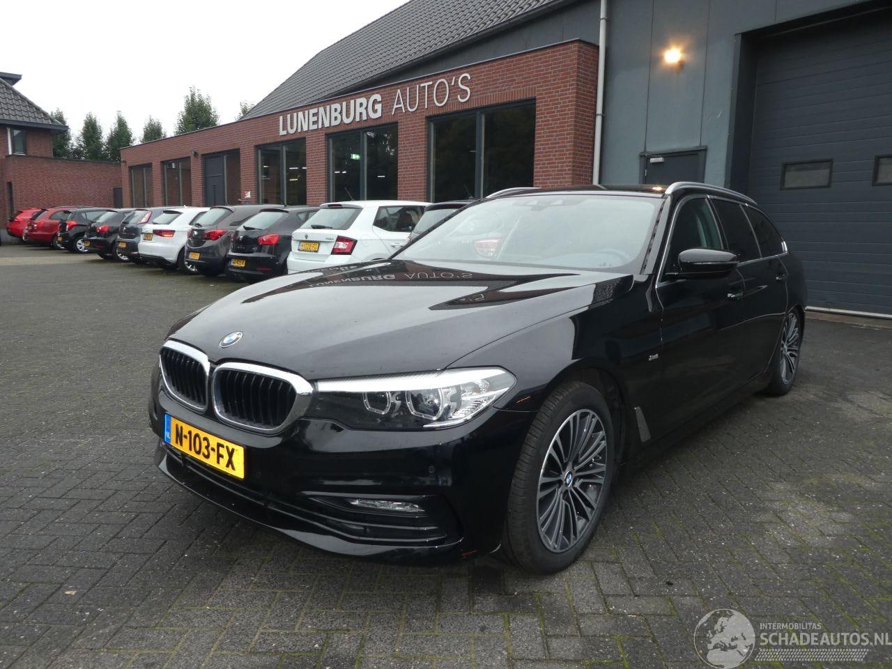 BMW 5-serie Touring - 530i Executive Automaat - AutoWereld.nl