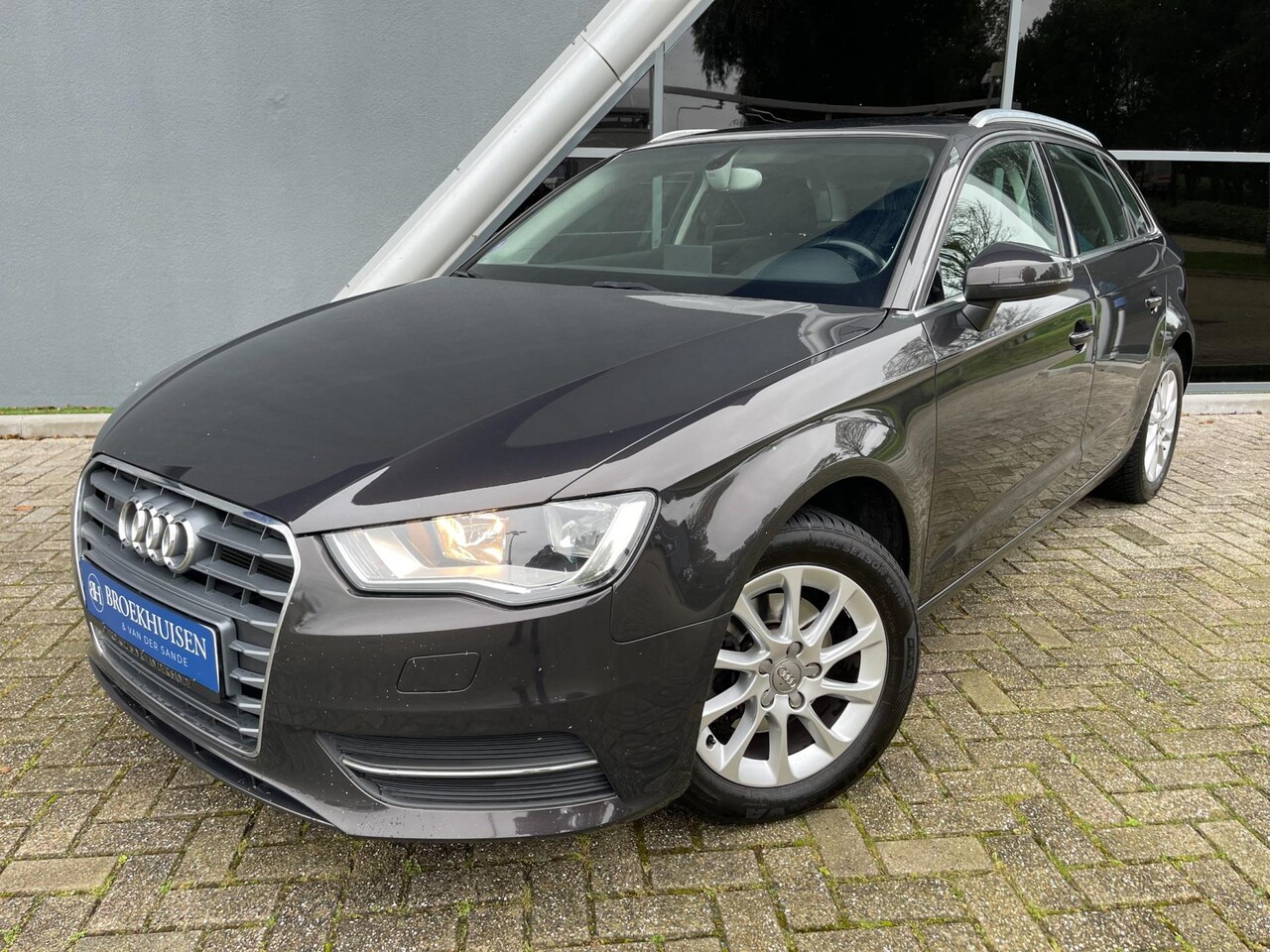 Audi A3 Sportback 1.2 TFSI Attraction Pro Line Navigatie / Cruise