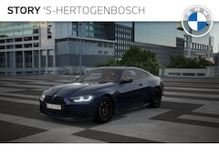 BMW 4-serie Coupé - M4 xDrive Competition Automaat / M Drive Professional / Laserlight / Stoelventilatie / Ada