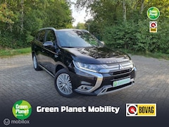 Mitsubishi Outlander - 2.4 PHEV Instyle|Pano|ACC