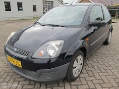 Ford Fiesta - 1.3-8V Style, superschoon, met airco en NAP pas