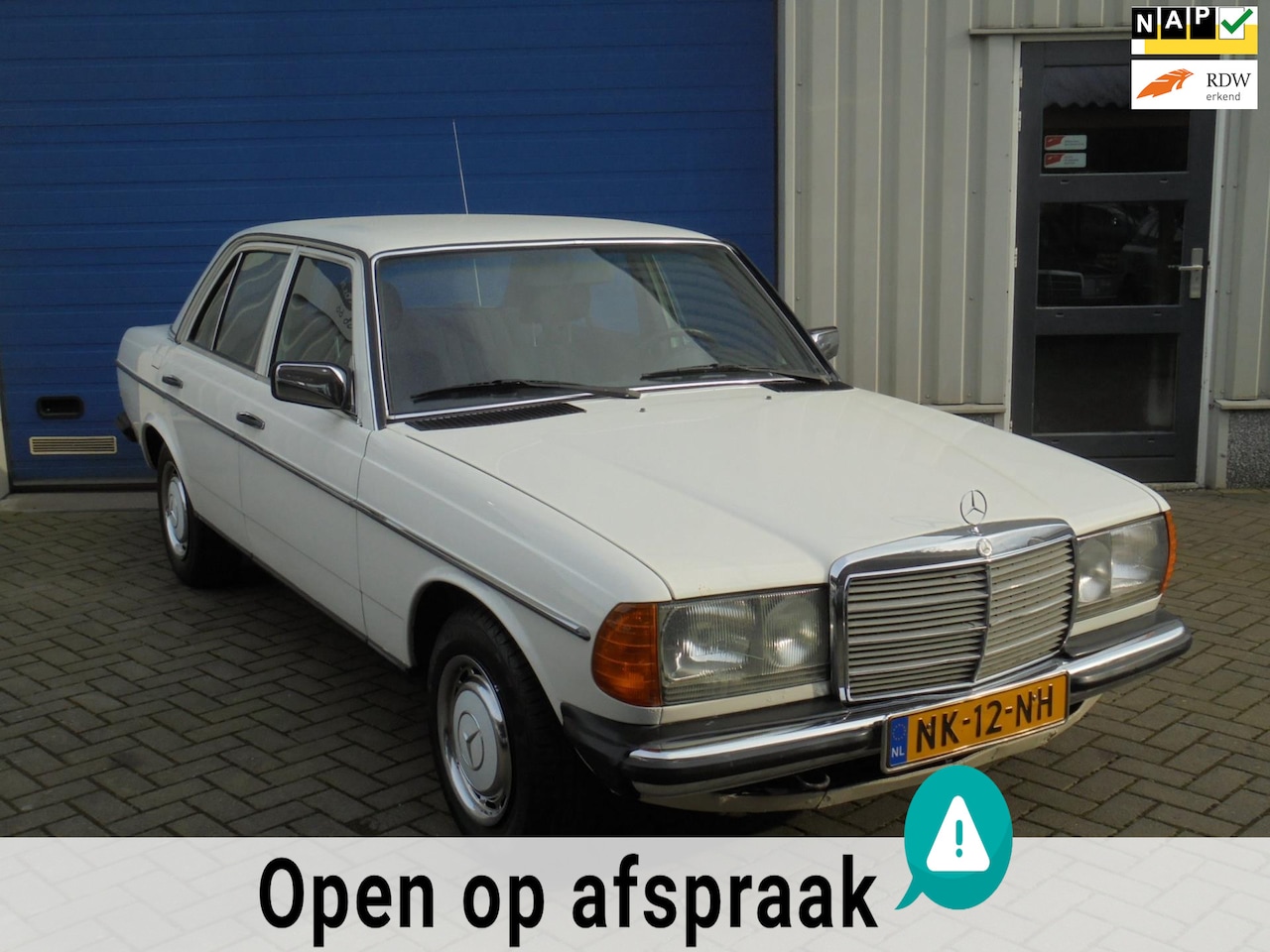 Mercedes-Benz 230 - (W123) E AIRCO 2e eigenaar - AutoWereld.nl