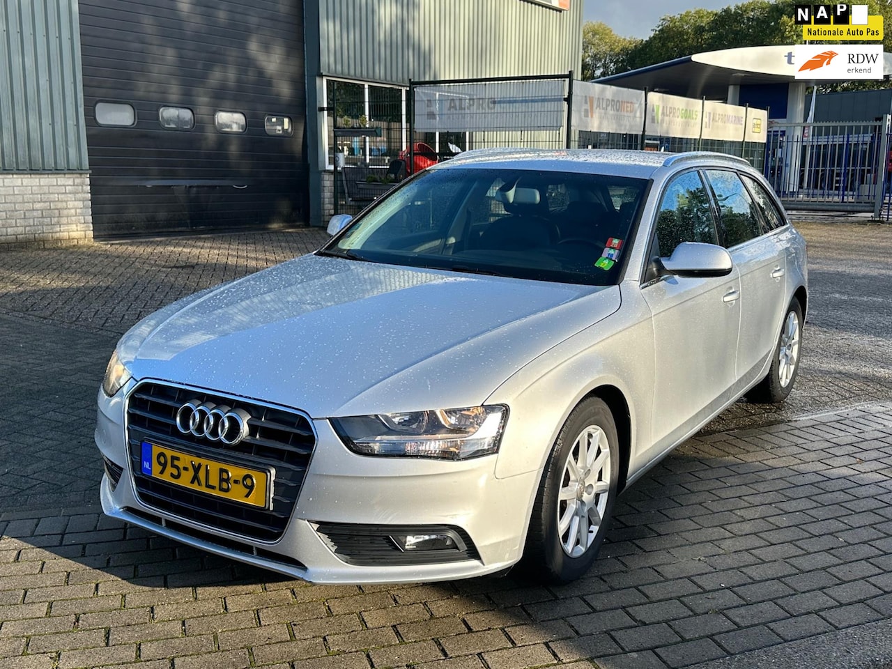 Audi A4 Avant - 2.0 TDIe Pro Line Business 2.0 TDIe Pro Line Business - AutoWereld.nl