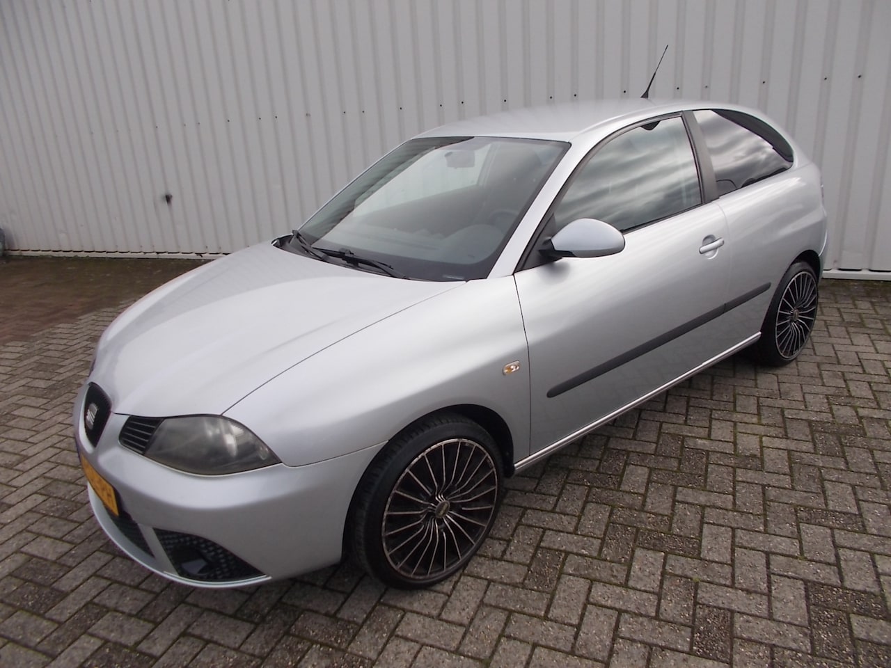 Seat Ibiza - 1.4-16V Sensation 1.4-16V Sensation ( APK 10-01-2024 ) - AutoWereld.nl