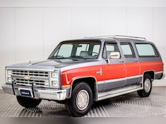 Chevrolet Suburban - Silverado