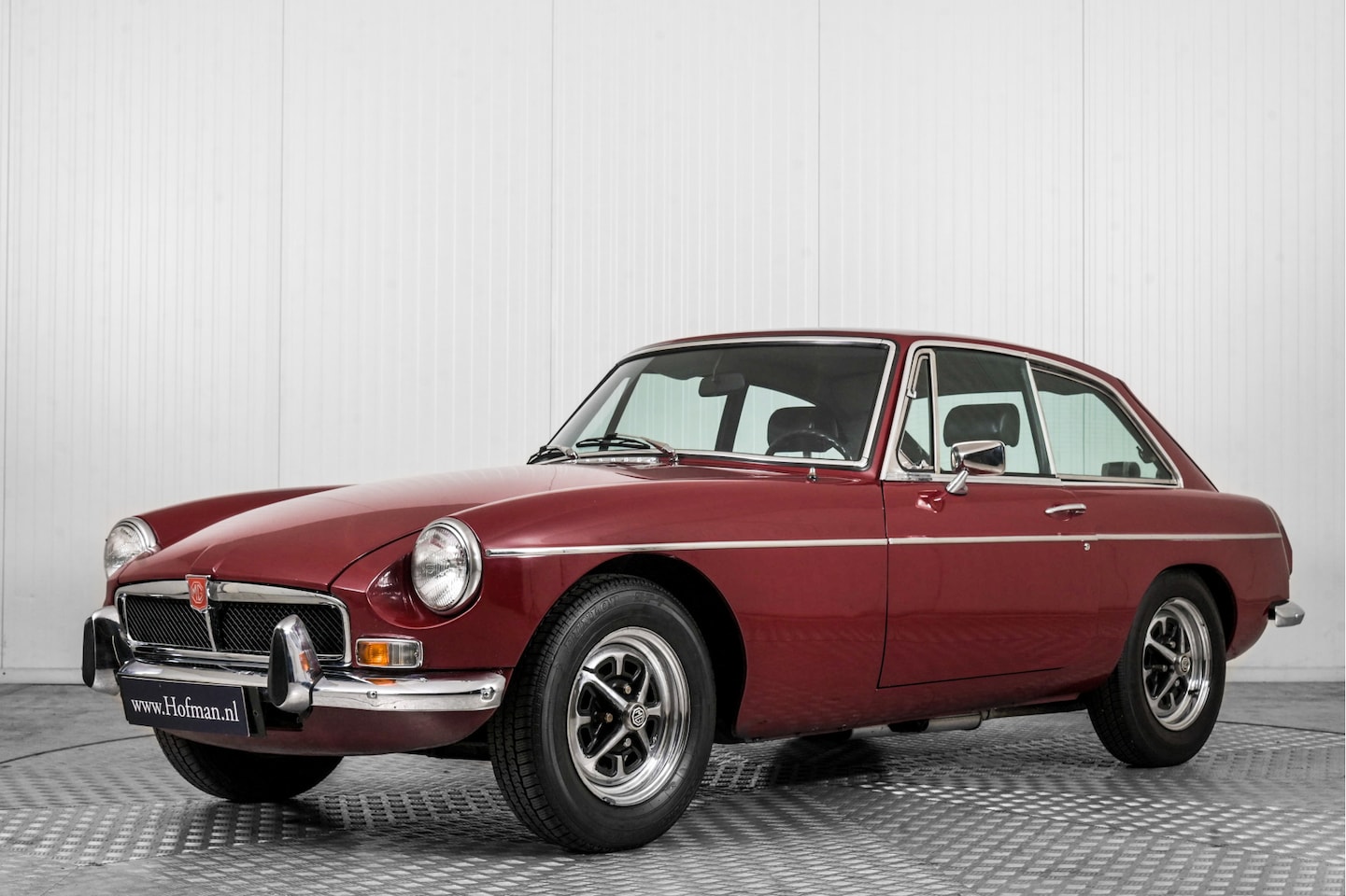 MG B type - MGB GT Overdrive - AutoWereld.nl