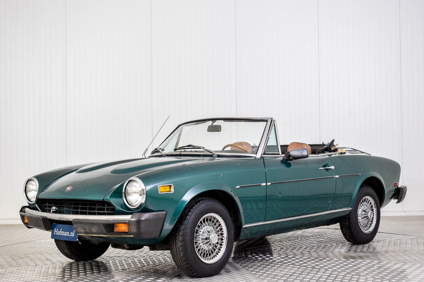 Fiat 124 Spider - 1800 - AutoWereld.nl