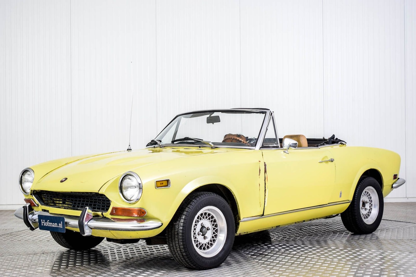 Fiat 124 Spider - 1600 - AutoWereld.nl