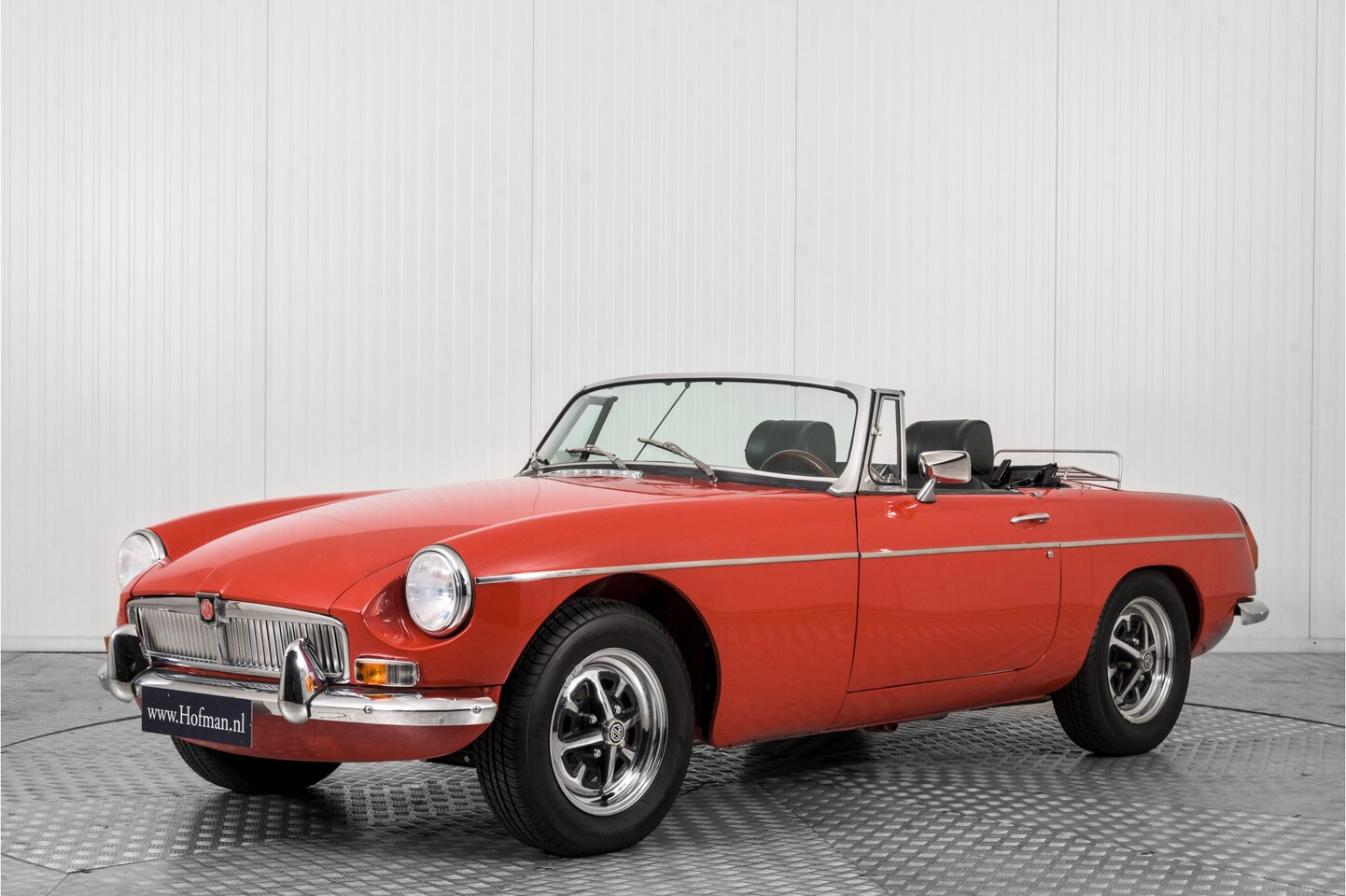 MG B type - Roadster - AutoWereld.nl