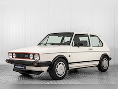 Volkswagen Golf - 1 1.8 GTI pirelli