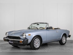 Fiat 124 Spider - PININFARINA 2000i