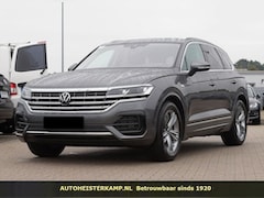 Volkswagen Touareg - 3.0 TDI R-Line Grijs Kenteken ACC Trekhaak 19 Inch Luchtvering EL Comfortstoelen