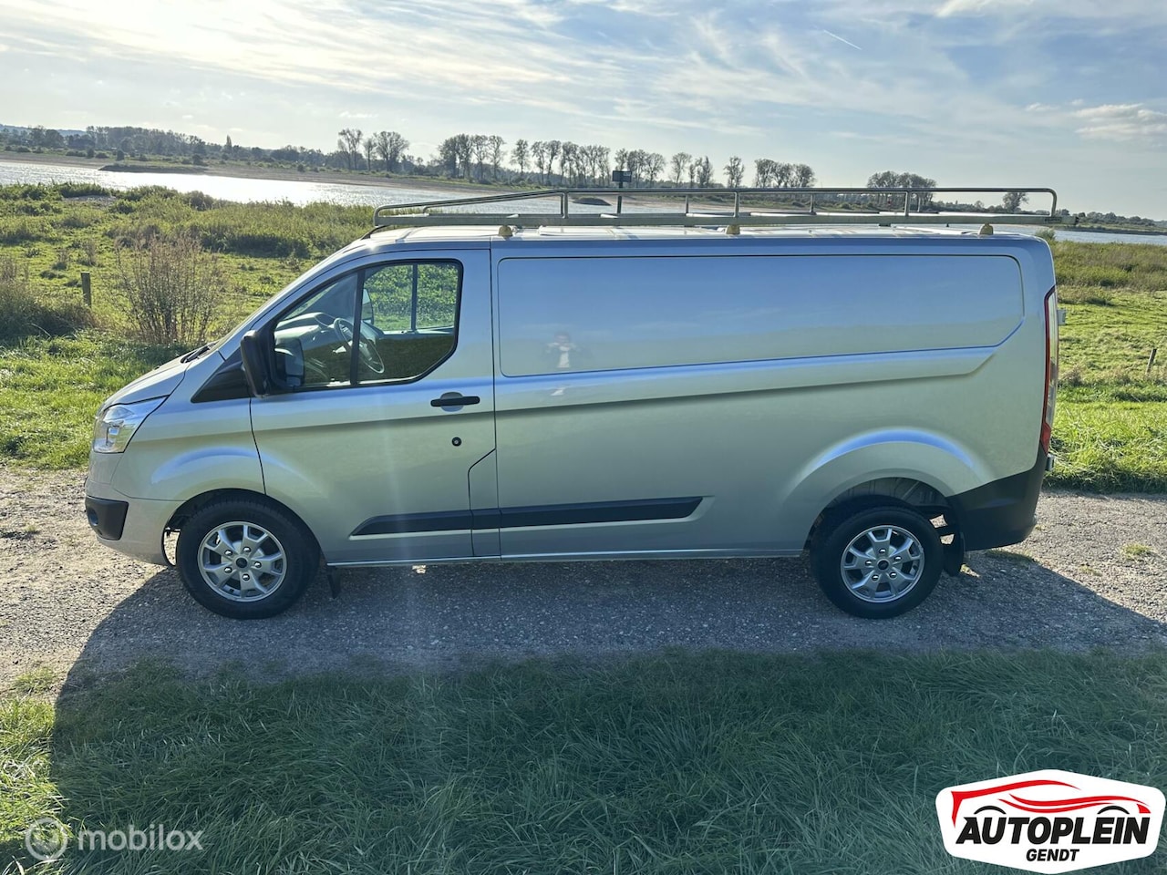Ford Transit Custom - 290 2.2 TDCI L2H1 Ambiente ECOnetic 290 2.2 TDCI L2H1 Ambiente ECOnetic - AutoWereld.nl