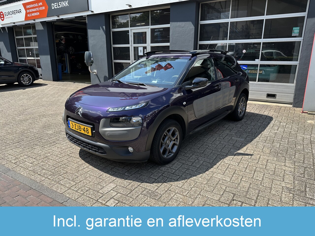 Citroën C4 Cactus - 1.2 VTi Shine All-in prijs Navigatie/Parkeersens/LM Velgen - AutoWereld.nl