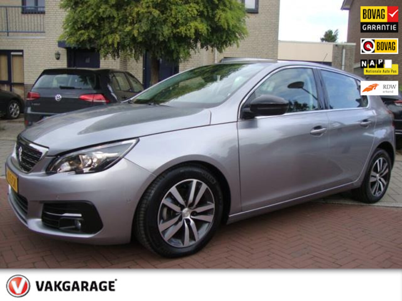 Peugeot 308 - 1.2 PureTech Automaat - AutoWereld.nl