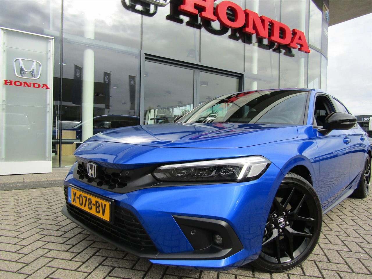 Honda Civic - 2.0 HYBRID 184PK eCVT Sport - AutoWereld.nl