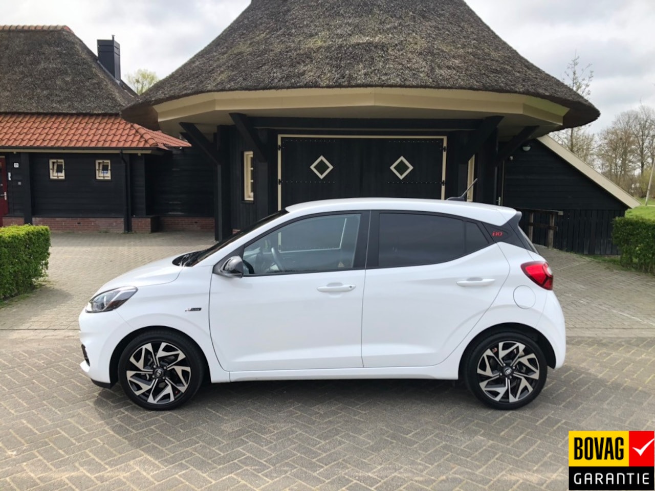 Hyundai i10 - 1.0 T-GDI N Line 5-zits Cruise Led Clima Pdc Vol Nap Camera 1 Eign - AutoWereld.nl