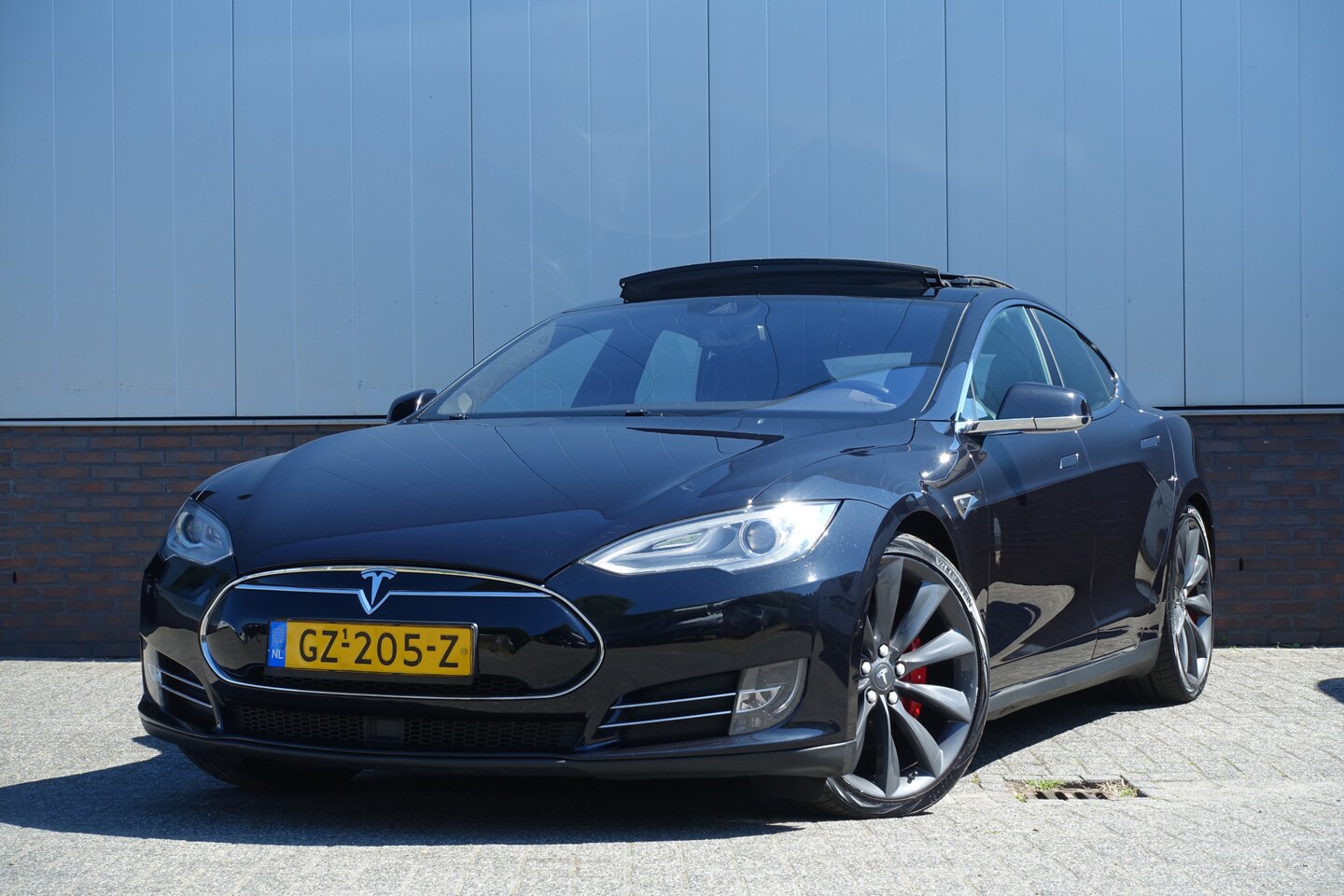 Tesla Model S - 85D Performance | Free SUC | - AutoWereld.nl