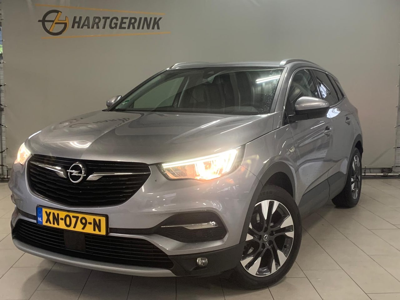 Opel Grandland X - 1.2 Turbo 130pk S&S Aut Innovation *NAVI* - AutoWereld.nl